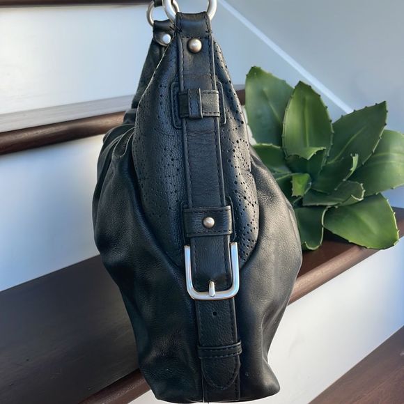 Genuine leather shoulder bag handbag purse like new - Picture 3 of 11